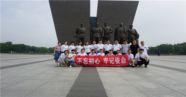 老子有钱lzyq88(中国)有限公司